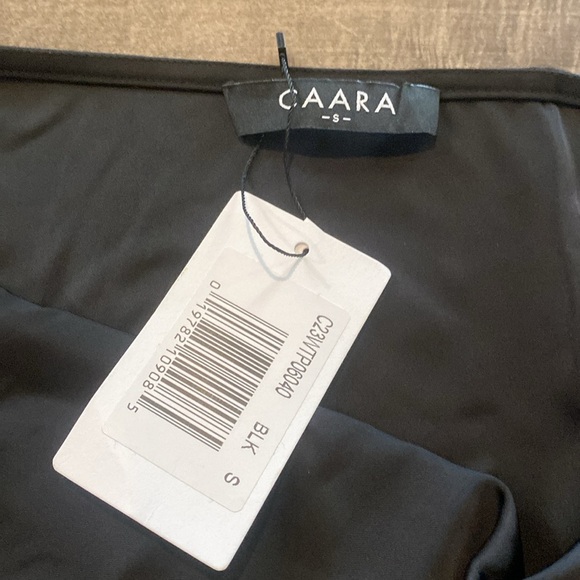 CAARA Anya One-Shoulder Top Black NWT - Picture 8 of 10